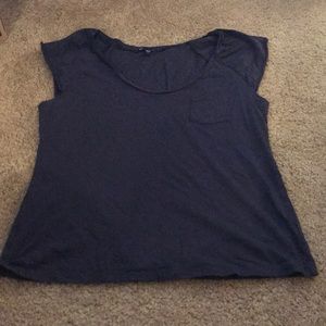 Gap Pocket tee